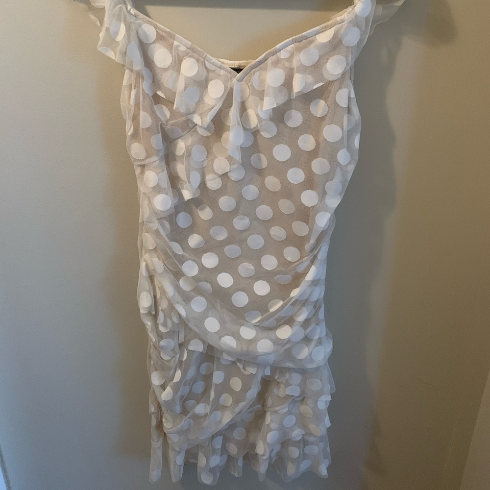 Dress! - Picture 2 of 4